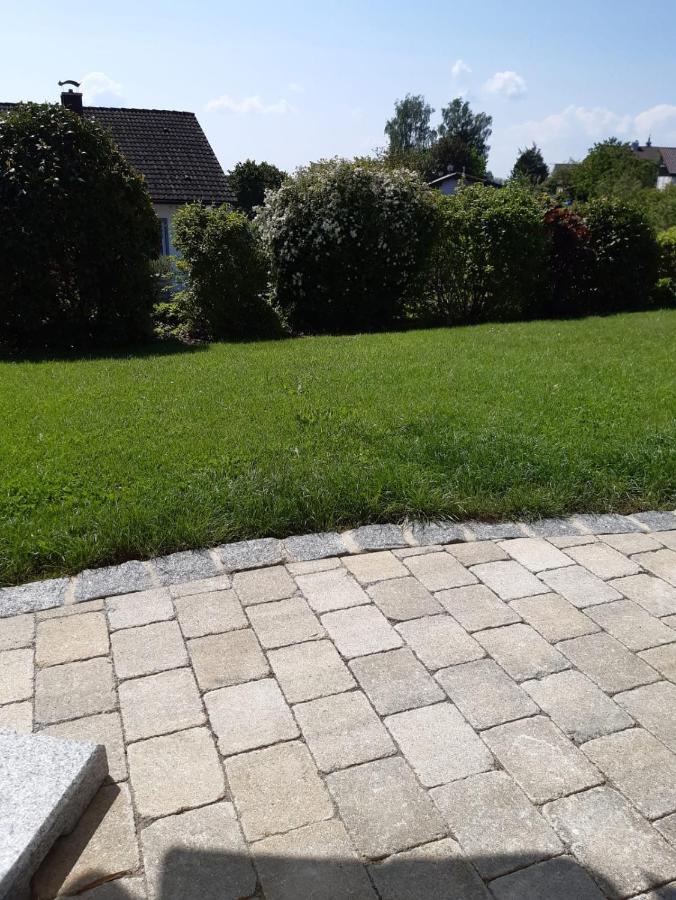 Stilvolles Apartment Romantic Neukirchen vorm Wald Esterno foto